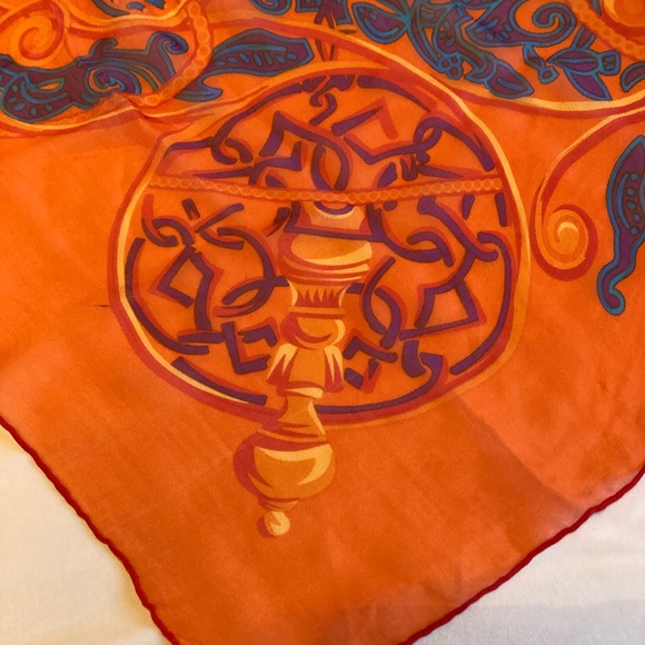 Mousseline Silk Scarf - Picture 5 of 7